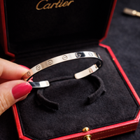 Bracciale Cartier Love Cuff Oro Bianco 18K