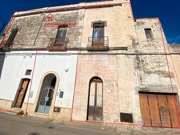 Palazzo storico a melissano con volte a stella
