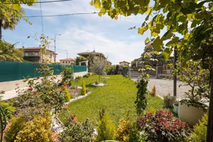 Villa di 229 m² con 4 locali e posto auto a Dalmin
