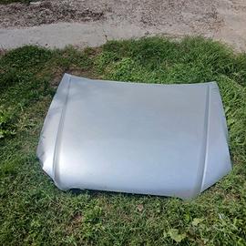 ricambi  auto  paraurti entriore +cofano +fanali 