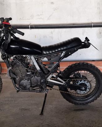 Honda Dominator nx scrambler