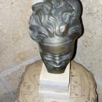 Statua dea della fortuna.