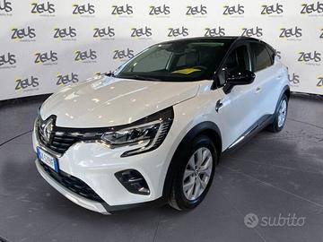 Renault Captur Plug-in Hybrid E-Tech 160 CV I...