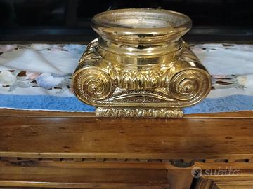 Soprammobile  in ottone