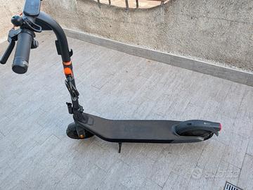 monopattino elettrico ninebot e2pro 