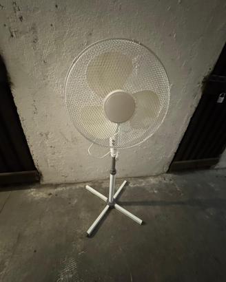 Ventilatore da terra a piantana con 3 velocità