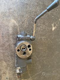 Distributore oleodinamico Carraro