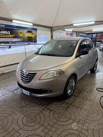 Lancia Ypsilon 1.2 69 CV 5 porte Gold