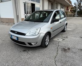 Ford Fiesta 1.4 16V 5p. Ghia