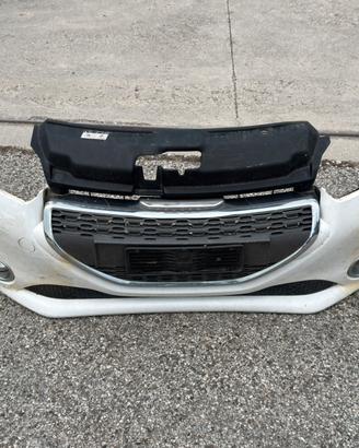 Paraurti ANTERIORE Peugeot 208 (2012-2015)