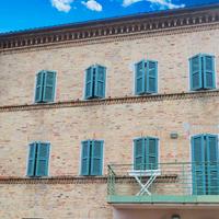 APPARTAMENTO CON BOX AUTO in centro storico