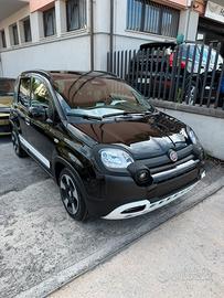 Fiat pandina cross hybrid nera bicolor