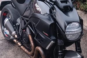 ducati diavel carbon 