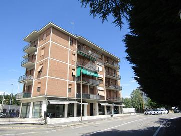 3 LOCALI A PARMA