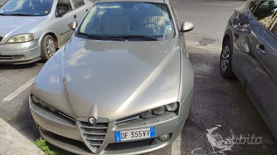 Alfa Romeo 159 1.9 jtd diesel 16v giugiaro edition