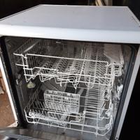 lavastoviglie Zerowatt