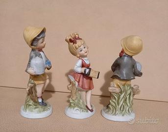 10 statuette in Capodimonte