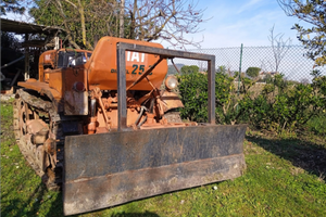 Trattore cingolato 25 Fiat
