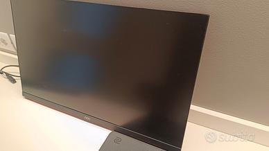 Monitor aoc 240 hz 27 pollici