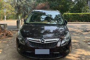 OPEL ZAFIRA TOURER