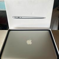 MacBook Air 13” Sequoia