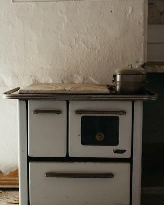 Stufa forno in ghisa bianca anni '70