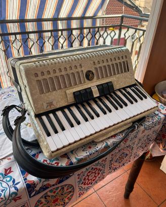 Fisarmonica 120 bassi