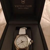 Orologio donna digitale quarzo  Victorinox bianco 