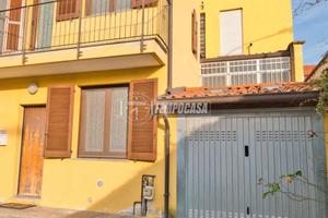 Charme e indipendenza in centro a Romentino!!!