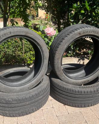Pneumatici Michelin Pilot Sport 4 estivi
