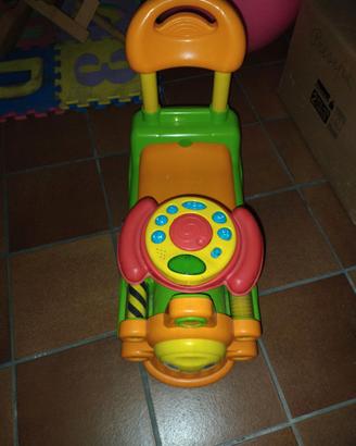 trenino cavalcabile chicco