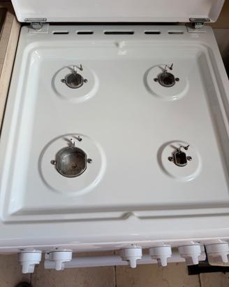 Cucina a gas delonghi