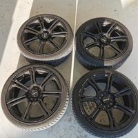 4 Cerchi Momo Corse 18" + gomme da neve + sensori 