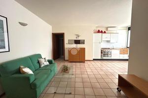 2 LOCALI A CREAZZO