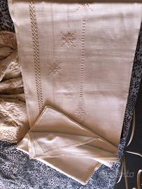 Tovaglia e set 6 tovaglioli