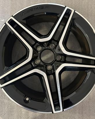 Cerchio mercedes classe a b cla raggio 18 amg