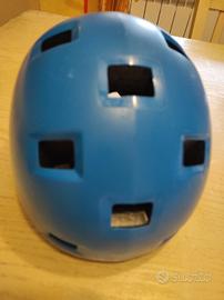 casco bici skateboard 