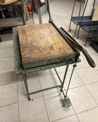 Tagliola anni ‘40