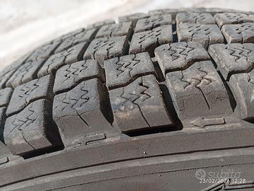 pneumatico come nuovo 135/13/69