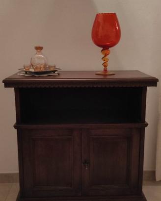 mobile in noce legno massello intarsiato porta TV