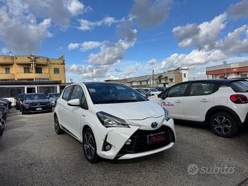 TOYOTA Yaris 1.5 Hybrid Trend 'White Edition' Au