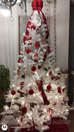 Albero di Natale senza decorazioni