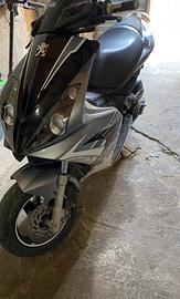 Scooter Peugeot