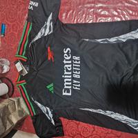Maglia Ajax e Arsenal 24/25