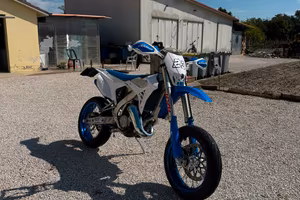 TM smr 125 fi '22