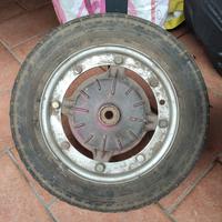 Ruota cerchione vespa