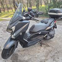 Yamaha X-max 400 Iron Max