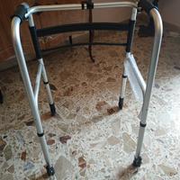 Deambulatore in alluminio