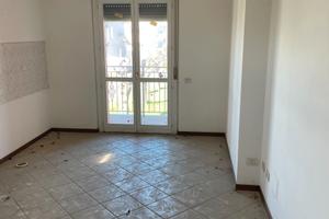 Monolocale in duplex con balcone e ampio terrazzo