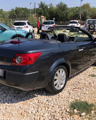 Renault Megane Mégane C-C 1.5 dCi/105CV Dynamique